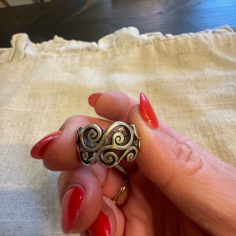 Brighton ring size 7